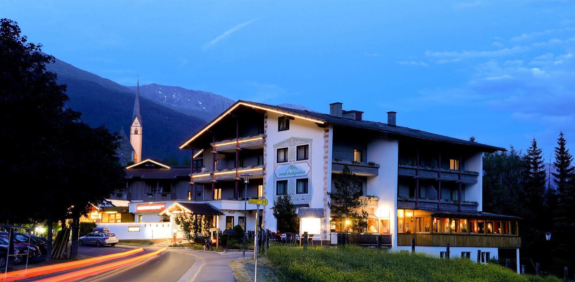 Sporthotel Хайлигенблут Экстерьер фото